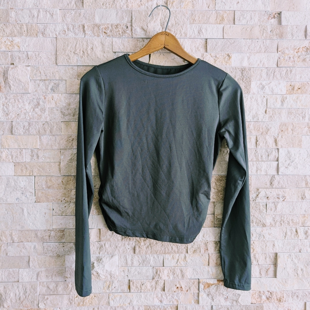 **LAST CALL**Activewear shirt S